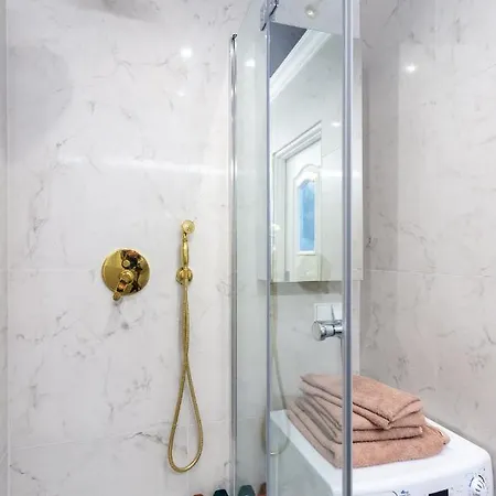 Riverside Targ Rybny Danzica