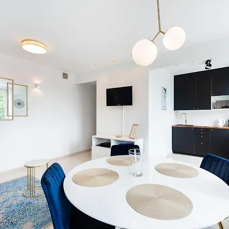 Riverside Targ Rybny *