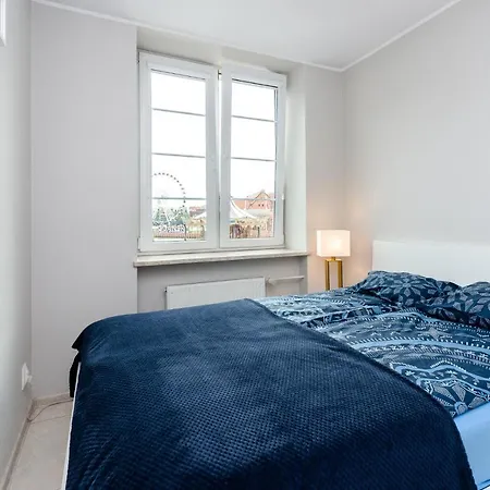 アパート Riverside Targ Rybny