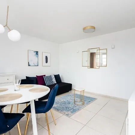 Riverside Targ Rybny * グダニスク